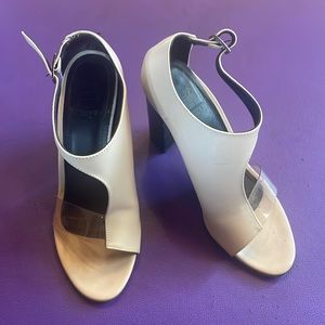 TIBI 36 sz 5.5 or 6 cream leather & PVC shoes pumps heels